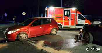 Lohmar: Vier Verletzte bei Autounfall - B484 vollgesperrt - General-Anzeiger Bonn