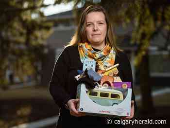 Calgary retailers say supply chains are problematic as the holidays approach - Calgary Herald