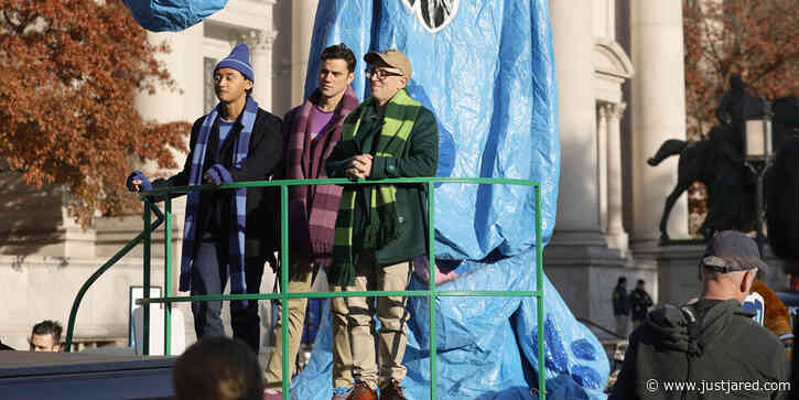 'Blue's Clues' Hosts Steve, Joe & Josh Unite at Macy's Thanksgiving Day Parade