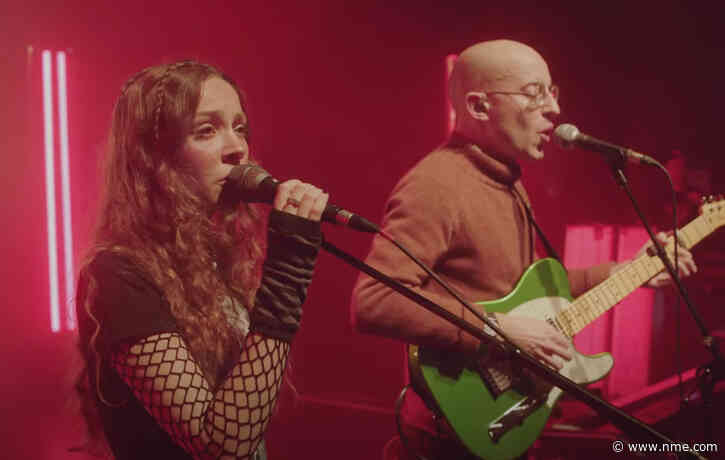 Watch Holly Humberstone perform ‘Friendly Fire’ with Jack Steadman of Bombay Bicycle Club