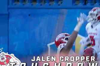 A Fresno State trick play results in a 29-yard touchdown by Jalen Cropper, extends lead over San Jose State to 33-9