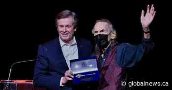 Gordon Lightfoot given key to the city by Toronto Mayor as Massey Hall reopens