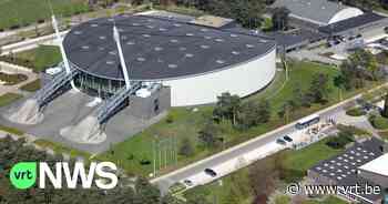 Vaccinaties schakelen versnelling hoger: Soeverein in Lommel opent opnieuw als vaccinatiecentrum - VRT NWS