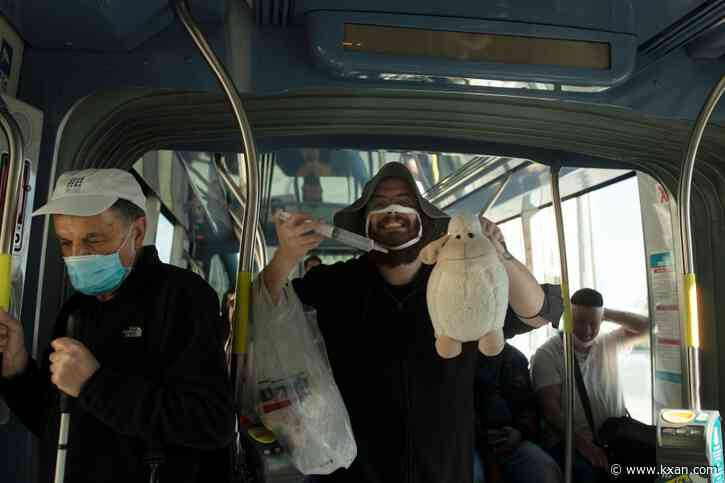 Israel warns of 'emergency' after detecting new virus strain