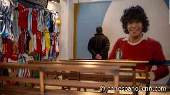 Santuario en honor a Diego Armando Maradona en el estadio de Argentinos Juniors, en Buenos Aires - CNN