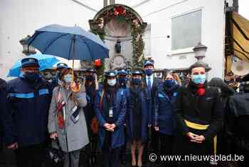 Manneken Pis wordt voor een dag treinbegeleider