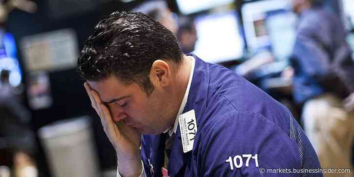 'A black Black Friday': Here's what analysts are saying as global stocks plunge on fears about new COVID variant