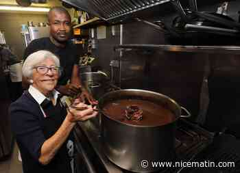 "Ça me ramène des années en arrières", à 91 ans, elle fait son "come back" en cuisine pour une soirée