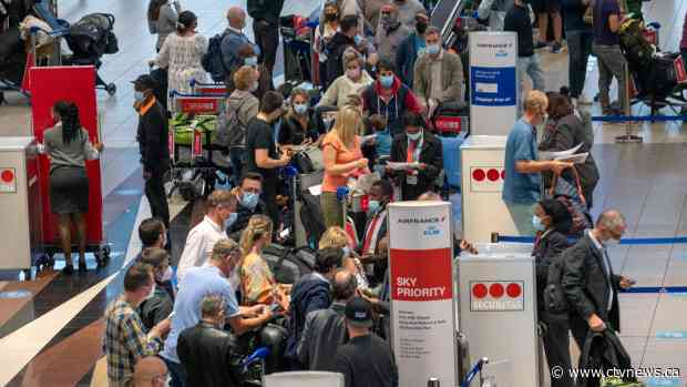 Canada bans travellers from southern Africa as concerns mount over coronavirus variant