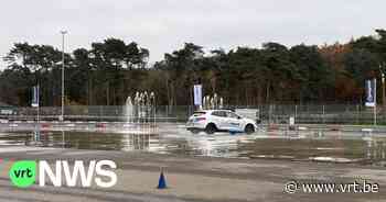 Bilzen, Hoeselt en Riemst leren 252 jongeren veiliger rijden: "Slaag je, krijg je korting op autoverzekering" - VRT NWS