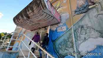 Bari, proteste contro lo sgombero dei migranti dall'ex Socrate: notificate 30 condanne. "Il prezzo della soli… - La Repubblica