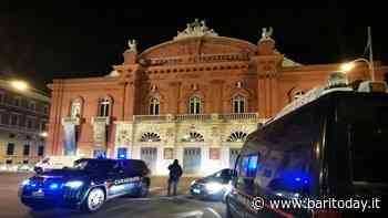 In moto con la droga, vede i carabinieri e tenta la fuga a piedi: 25enne bloccato in pieno centro a Bari - BariToday