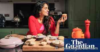 ‘Super-messy but incredible’: UK supermarket luxury mince pies tested - The Guardian