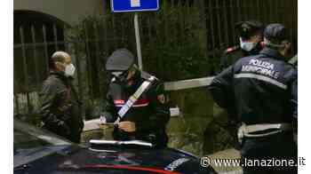 Freddato sulla porta di casa, c’è un fermo Braccato il secondo uomo. "Ha sparato lui" - La Nazione