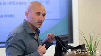 Calgarian wins $20K award for Indigenous housing stability research