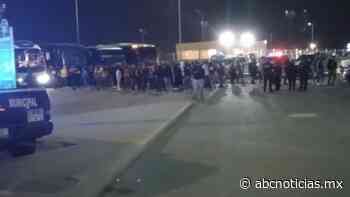 Hay operativo de seguridad para ingreso de Libres y Locos al Estadio TSM - ABC Noticias