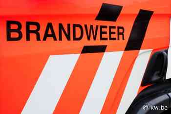 Even verkeershinder in Veurne door olieverlies vrachtwagen aan afrit - KW.be