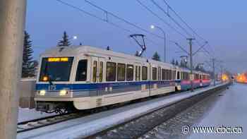 Man, 28, dies from injuries sustained in vehicle collision with Edmonton LRT train, police say