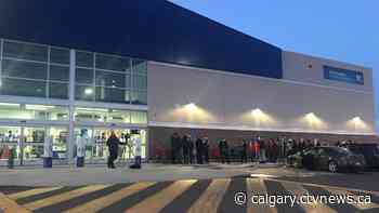 Calgary shoppers flock to big box stores for Black Friday sales - CTV News Calgary