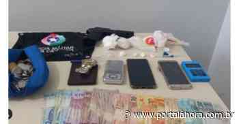 OSTENTAÇÃO CRIMINOSA: em Imbituba, homem é preso com drogas, arma, balança e maquininha, após ostentar revólver e dinheiro em carro, de dia - Portal AHora