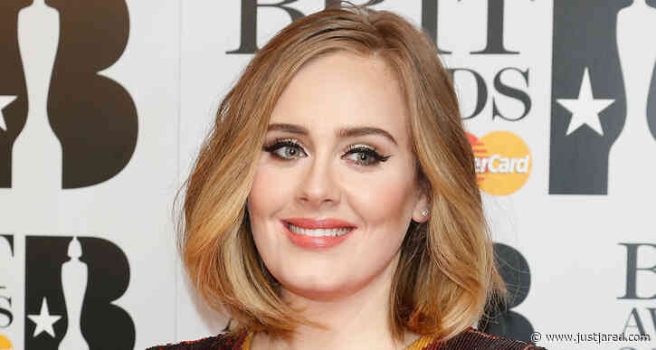 Australian TV Host Gives On-Air Apology to Adele, Says He 'Insulted' Her