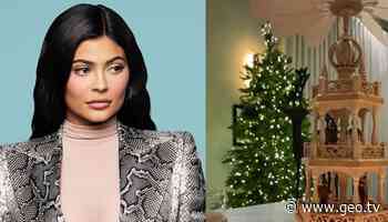 Kylie Jenner showsoff $1000 Christmas decorations amid Travis Scott Astroworld lawsuit - Geo News