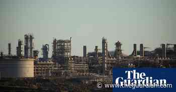 Scott Morrison ‘did a jig’ following approval of $16bn gas project labelled a ‘disaster’ by green groups - The Guardian