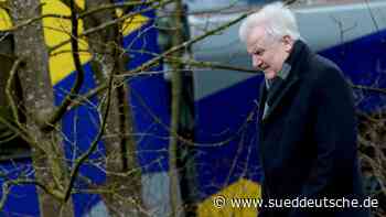 Seehofer in Bad Aibling: "Man ist ganz verstört" - Süddeutsche.de