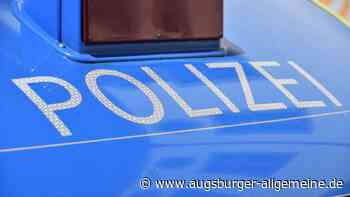 Unbekannter belästigt in Augsburg Passantin und hebt sie hoch