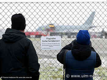 Ulmer Soldaten fliegen Corona-Kranke nach Norddeutschland