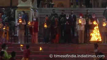 Watch: President Ram Nath Kovind attends 'Ganga Aarti' in Rishikesh