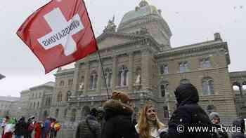 Proteste gegen Volksabstimmung: Schweizer wollen 3G-Zertifikat beibehalten