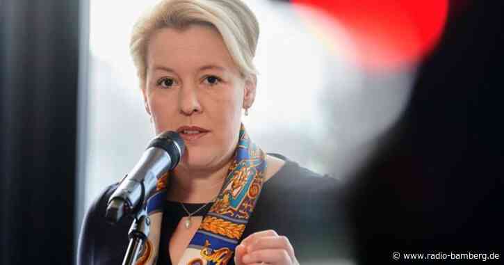 Giffey: Rot-grün-roter Koalitionsvertrag für Berlin steht