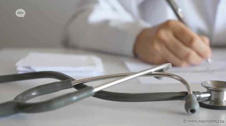 “Bijna helft oproepen in huisartsenwachtposten onbeantwoord”