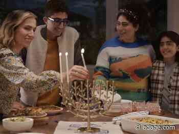 Holiday marketing hits full stride, Ulta reports earnings and Amazon holds cloud conference: The Week Ahead