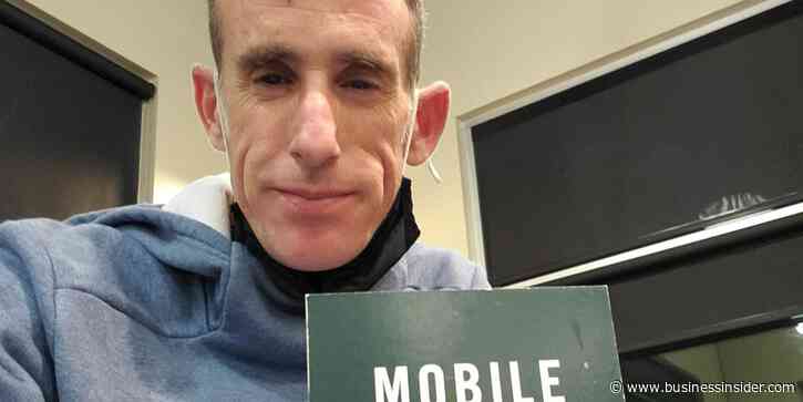 I'm a former restaurant manager who quit the industry to become an Uber Eats driver. I earn the same amount of money and I get to spend more time with my kids.