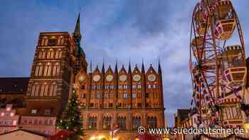 Ruhiger Auftakt der Weihnachtsmärkte in Rostock und Schwerin - Süddeutsche Zeitung