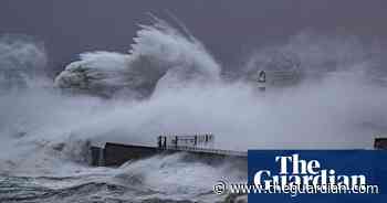 Storm Arwen: wild weather batters UK – video report - The Guardian