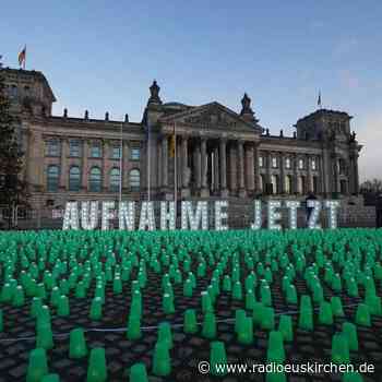 Lichtermeer für Migranten an polnisch-belarussischer Grenze - radioeuskirchen.de