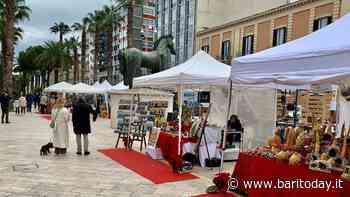 Addobbi, oggetti d'artigianato e articoli da regalo: in centro a Bari gli stand di 'Aspettando il Natale' - BariToday