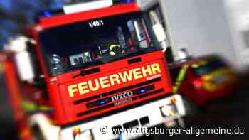 Feuerwehreinsatz in Wiblingen: Papier-Container in Brand gesetzt