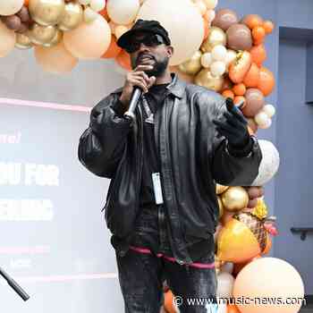 Kanye West dedicates Sunday Service to late designer Virgil Abloh
