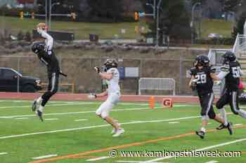 Kelowna Owls cruise to victory over hometown South Kamloops Titans in regional high school football semifinal action - Kamloops This Week