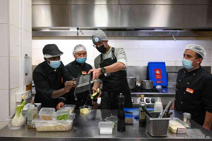 Topchefs stellen feestmenu samen voor buurtrestaurants: “Een uitdaging om het betaalbaar te houden”