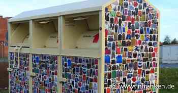 Bamberg: M&auml;nner bedienen sich aus Altkleidercontainer