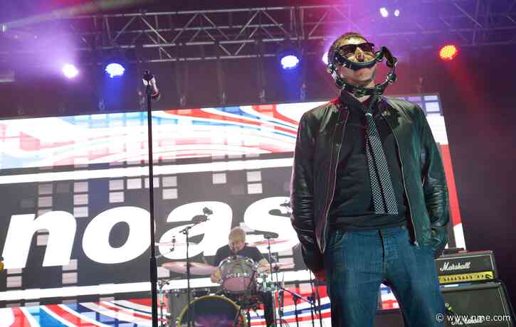Oasis tribute band stranded with revellers in Yorkshire pub have finally escaped