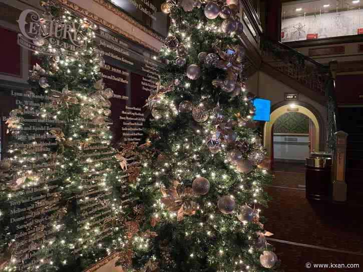 Paramount Theatre gears up for 31 holiday shows — and yes, there will be snow