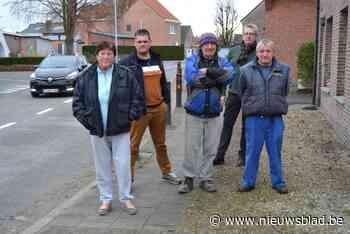 Bewoners Heistraat zijn hardrijders beu: “'s Avonds is dit een echte racebaan” - Het Nieuwsblad