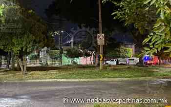 Caminaba por la glorieta y motociclistas lo asesinan - Noticias Vespertinas