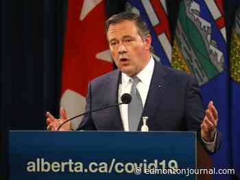 Alberta implements new measures to track Omicron COVID-19 variant but no cases currently identified